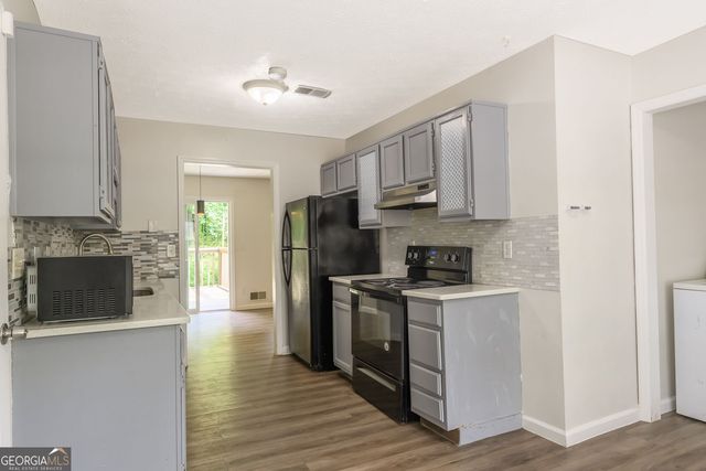 2100 Whitebluff Way NE, Buford, GA 30519