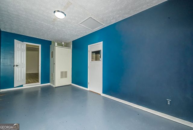 2100 Whitebluff Way NE, Buford, GA 30519