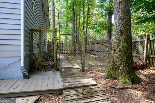 2100 Whitebluff Way NE, Buford, GA 30519