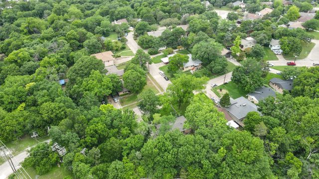 3016 Loganwood, Dallas, TX 75227
