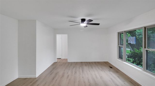 3016 Loganwood, Dallas, TX 75227