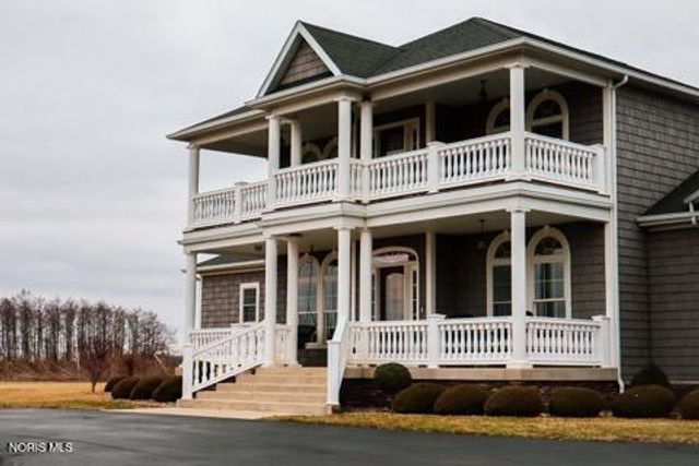 1300 Heisler Road, Edgerton, OH 43517