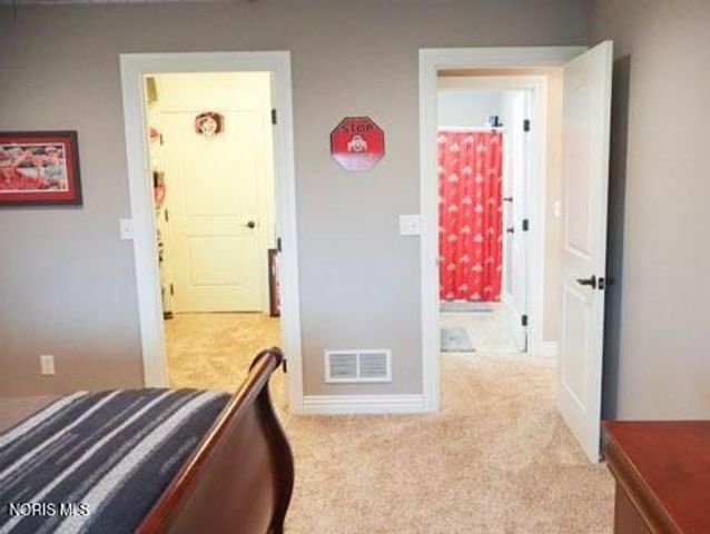 1300 Heisler Road, Edgerton, OH 43517