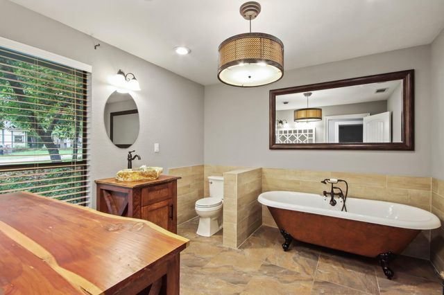 35 Susan Drive, Cleveland, TX 77327