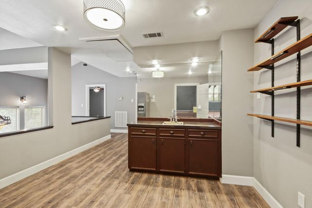 35 Susan Drive, Cleveland, TX 77327