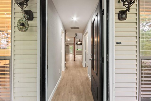 35 Susan Drive, Cleveland, TX 77327