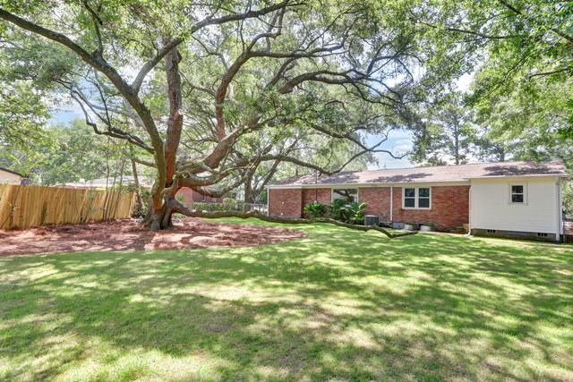 1510 Manor Boulevard, Charleston, SC 29407
