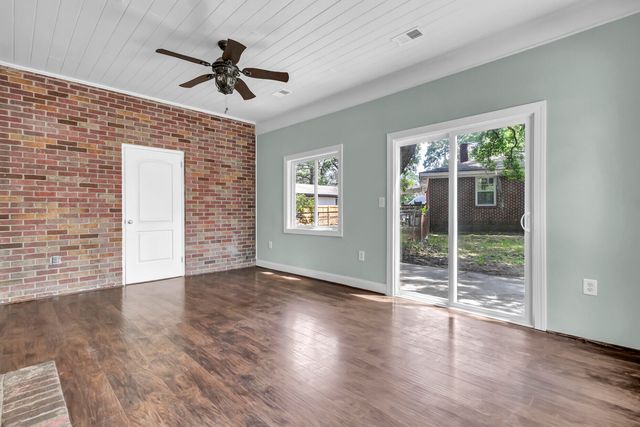 1510 Manor Boulevard, Charleston, SC 29407