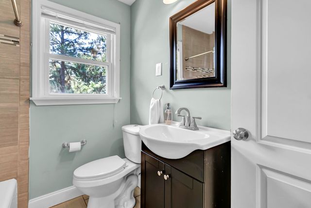1510 Manor Boulevard, Charleston, SC 29407
