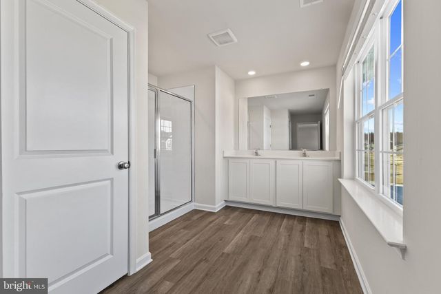 574 ATKINSON ST, Shenandoah Junction, WV 25442