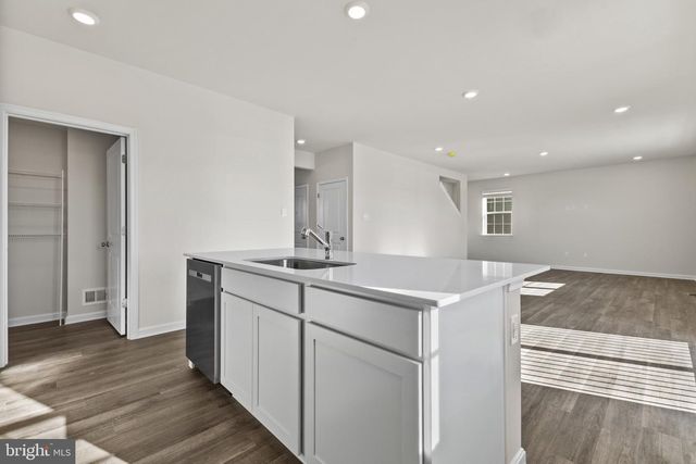 574 ATKINSON ST, Shenandoah Junction, WV 25442