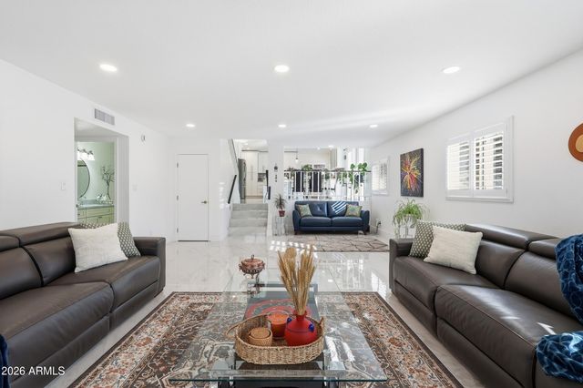 4553 E CAROLINA Drive, Phoenix, AZ 85032