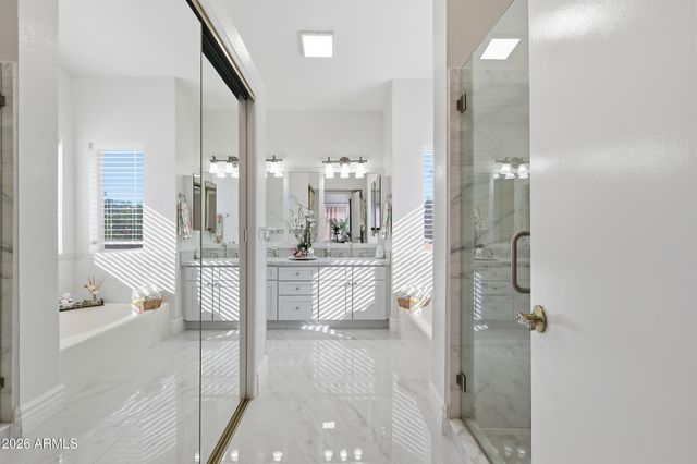 4553 E CAROLINA Drive, Phoenix, AZ 85032