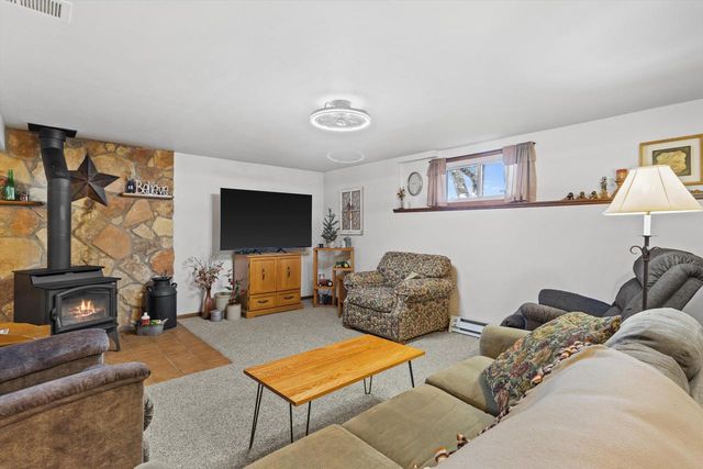 839 Suellen Lane, Portage, WI 53901