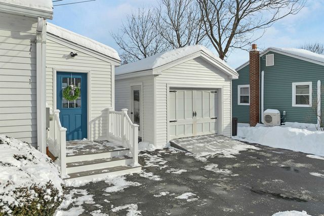 22 Constance Street, Bedford, NH 03110