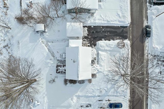 22 Constance Street, Bedford, NH 03110