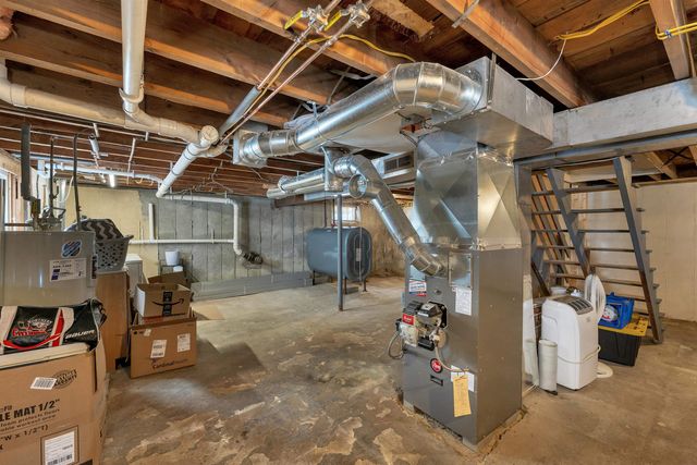 22 Constance Street, Bedford, NH 03110