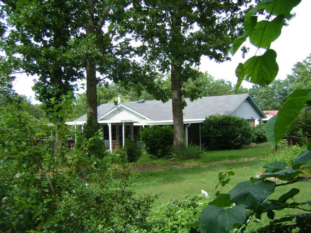 405 Fairway Drive, Horseshoe Bend, AR 72512