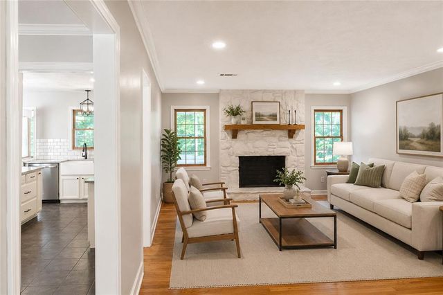 125 Flint Hill Drive, Oxford, GA 30054