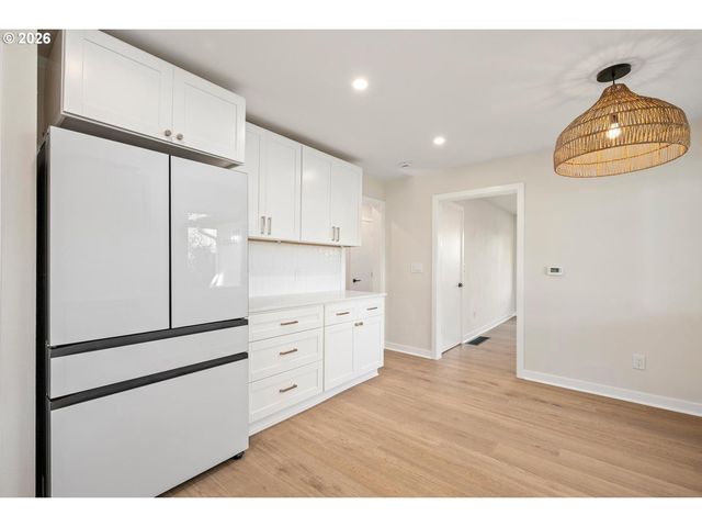 10721 Ne 2ND Ave, Portland, OR 97211