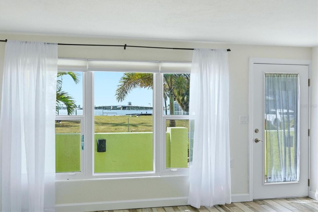 Image 29 of property listing at 1455 LEMON BAY DRIVE, Englewood, FL 34223