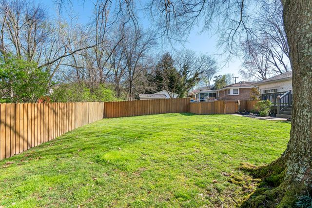 7932 Stallion Dr, Nashville, TN 37221