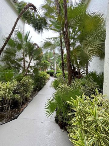 5291 Europa Drive C, Boynton Beach, FL 33437