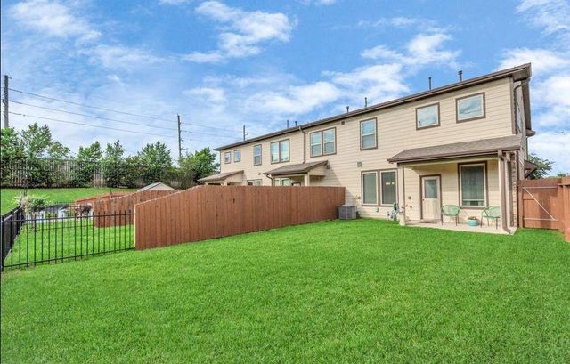 3433 Harvest Meadow Lane, Rosenberg, TX 77471
