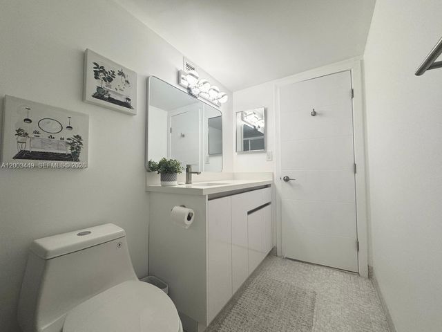 3800 S Ocean Drive 1710, Hollywood, FL 33019