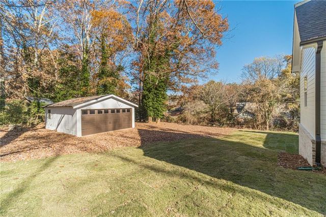 327 Pine Circle, Monroe, GA 30655