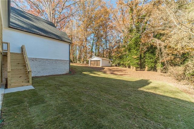 327 Pine Circle, Monroe, GA 30655