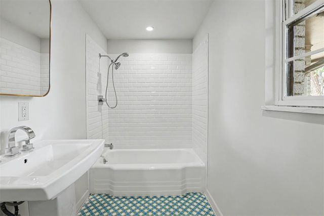 8614 N Georgia Avenue, Oklahoma City, OK 73114