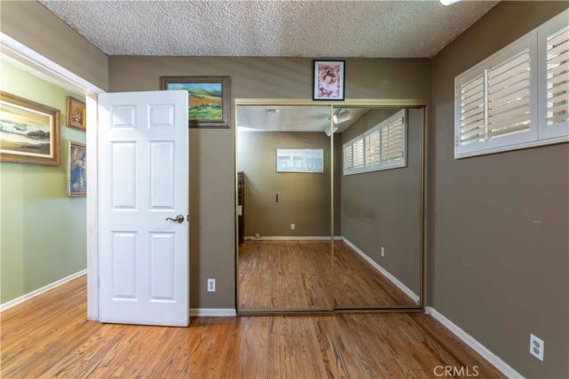 7044 Mammoth Avenue, Van Nuys, CA 91405