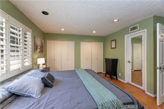 7044 Mammoth Avenue, Van Nuys, CA 91405