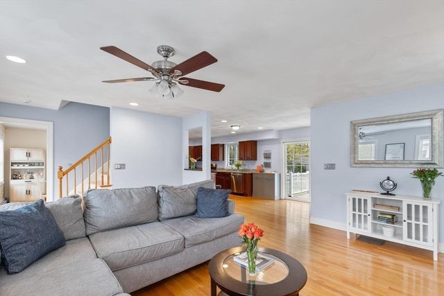 33 Houghton Rd, Wilmington, MA 01887