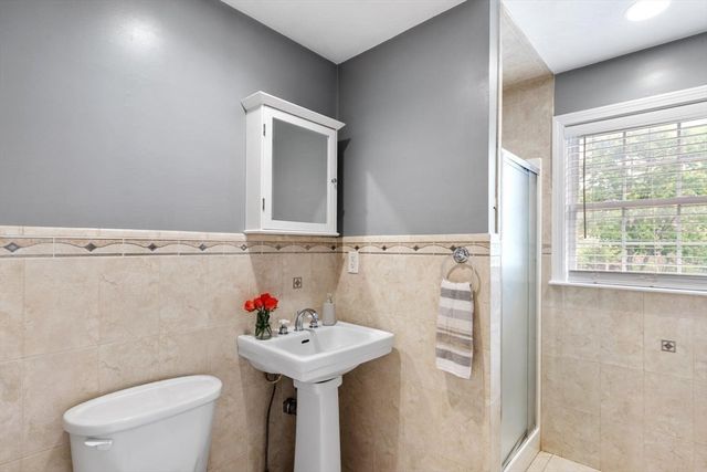 33 Houghton Rd, Wilmington, MA 01887