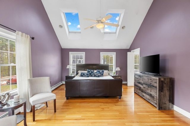 33 Houghton Rd, Wilmington, MA 01887