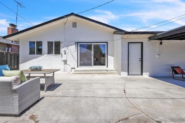1924 Rosswood Drive, San Jose, CA 95124