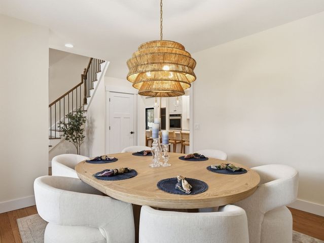 2 Winterberry Cir, Salisbury, MA 01952