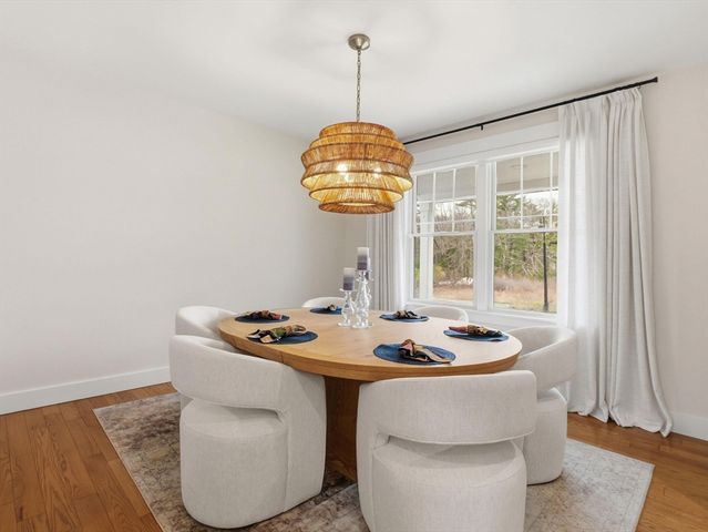 2 Winterberry Cir, Salisbury, MA 01952