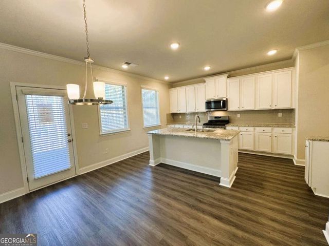 2180 Highridge Point Drive, Lithia Springs, GA 30122