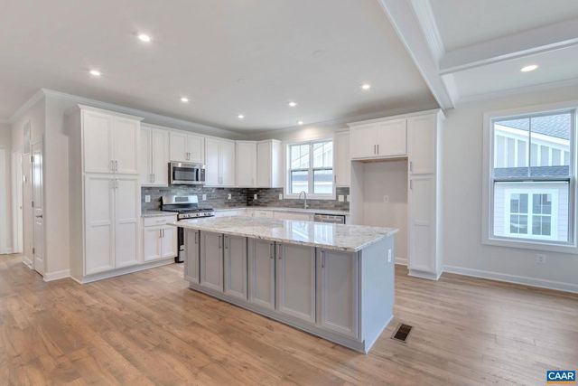 128 HEADLAND CT, Charlottesville, VA 22911