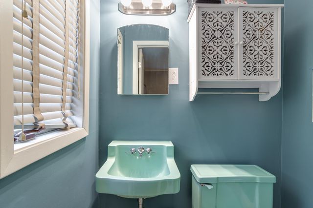 4944 MOCKINGBIRD LN, Memphis, TN 38117