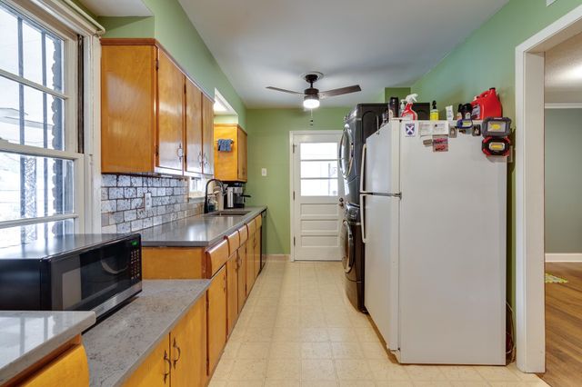 4944 MOCKINGBIRD LN, Memphis, TN 38117