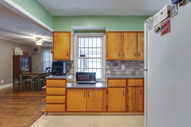 4944 MOCKINGBIRD LN, Memphis, TN 38117