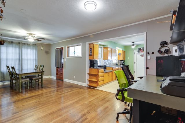 4944 MOCKINGBIRD LN, Memphis, TN 38117