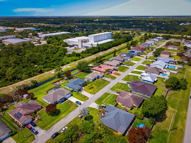 6124 NW Ginger Lane, Port St. Lucie, Port St Lucie, FL 34986