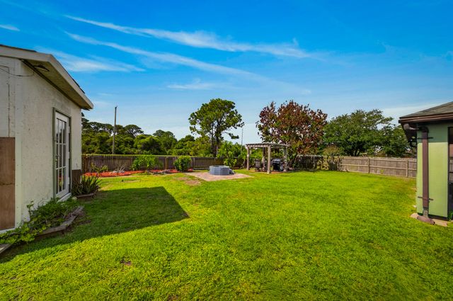 6124 NW Ginger Lane, Port St. Lucie, Port St Lucie, FL 34986