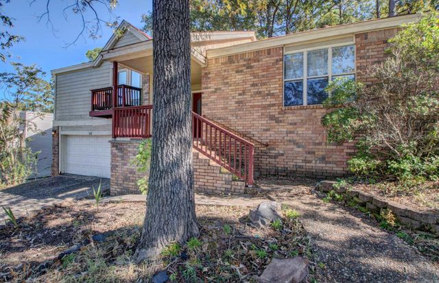 58 Vantage Drive, Maumelle, AR 72113