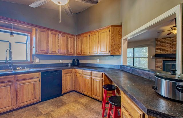 58 Vantage Drive, Maumelle, AR 72113